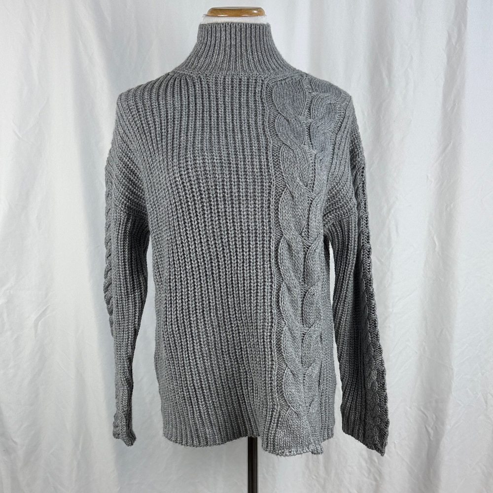 NWT Calvin Klein Heather Gray Chunky Cable Knit Turtleneck Sweater